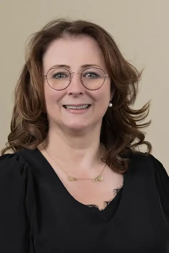 mr. Barbara van der Kubbe-Zajaczkowska